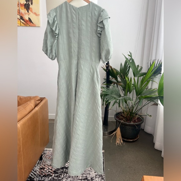 En Saison Ruffled Puff Sleeve Dress - Picture 6 of 6